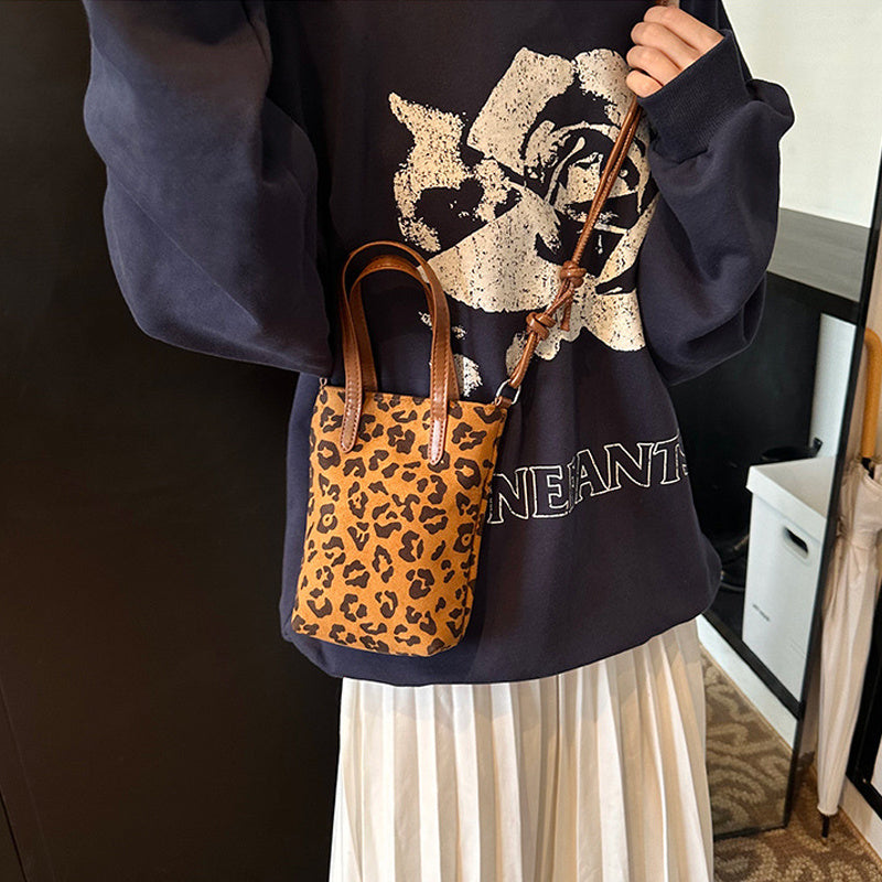 Women's Crossbody Versatile Suede Bag